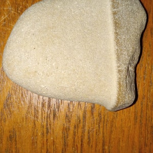 Artifact bead stone