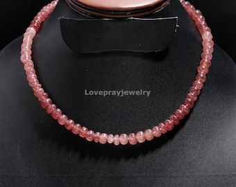 Wunderschöne schattierte Erdbeerquarz-Halskette, natürliche 8 mm glatte Rondelle-Edelstein-Perlen-Halskette, wunderschöner schattierter Quarz-Schmuck für Frauen