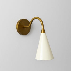 Mid Century Single Light Articulated Brass Sconce Style Wall Lamp Bedroom Light Vanity Lamps Light Fixture