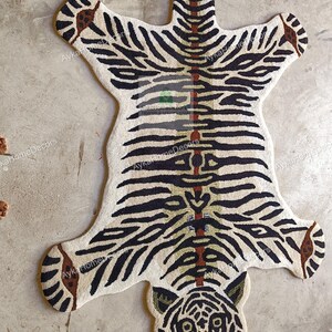 Handmade Tufted Tiger Rug | Hand Tufted Animal Floor Mat | Cute Nursery Decor | Kids Room Carpet | Whimsical Wildlife Rug | Playroom Decor