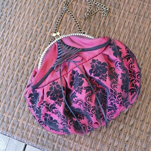 Patrón de costura + instrucciones para bolso bandolera con lámina flocada