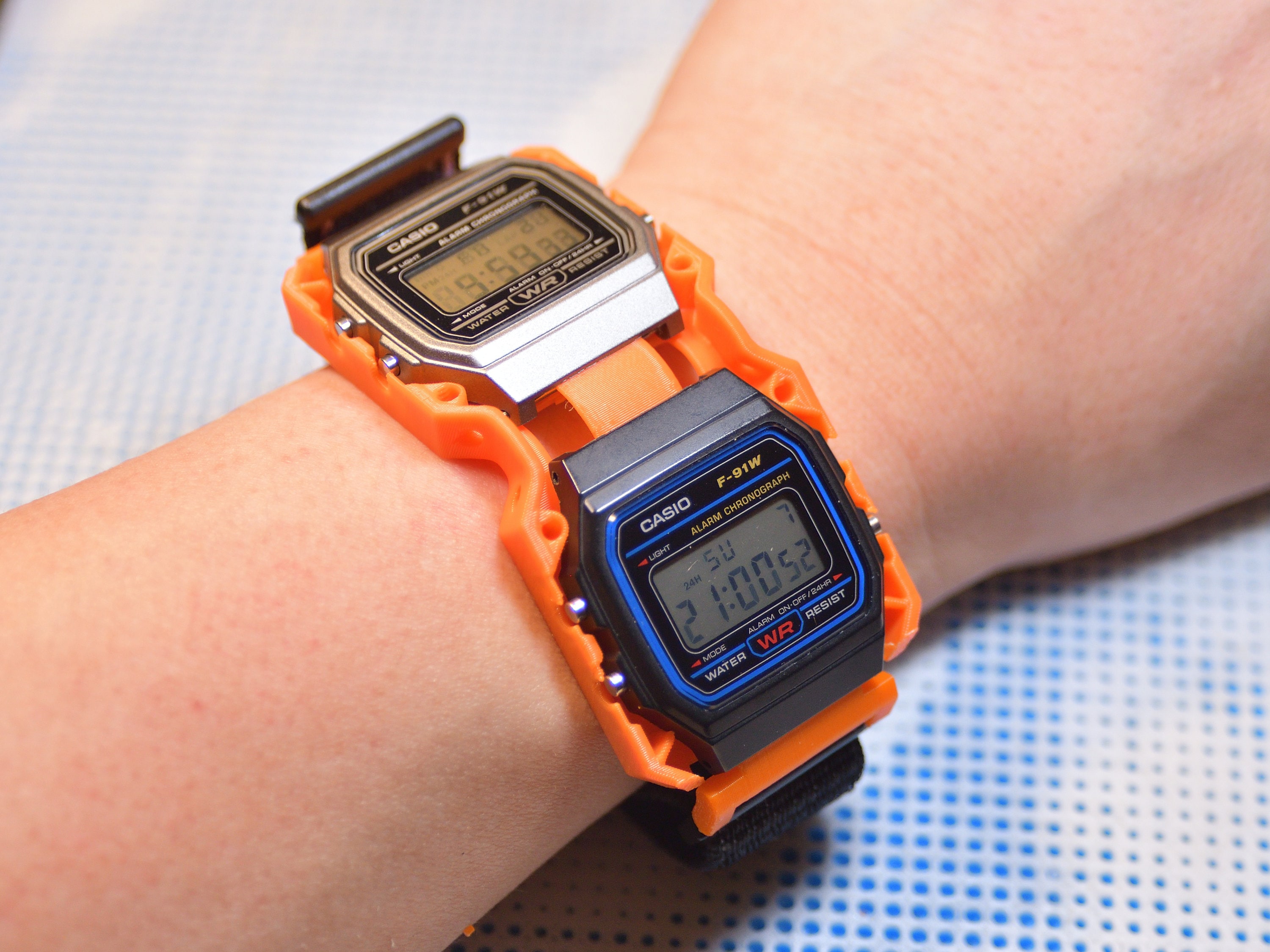 T*M様 CASIO F-100 単品にしました。 mqdefault.jpg