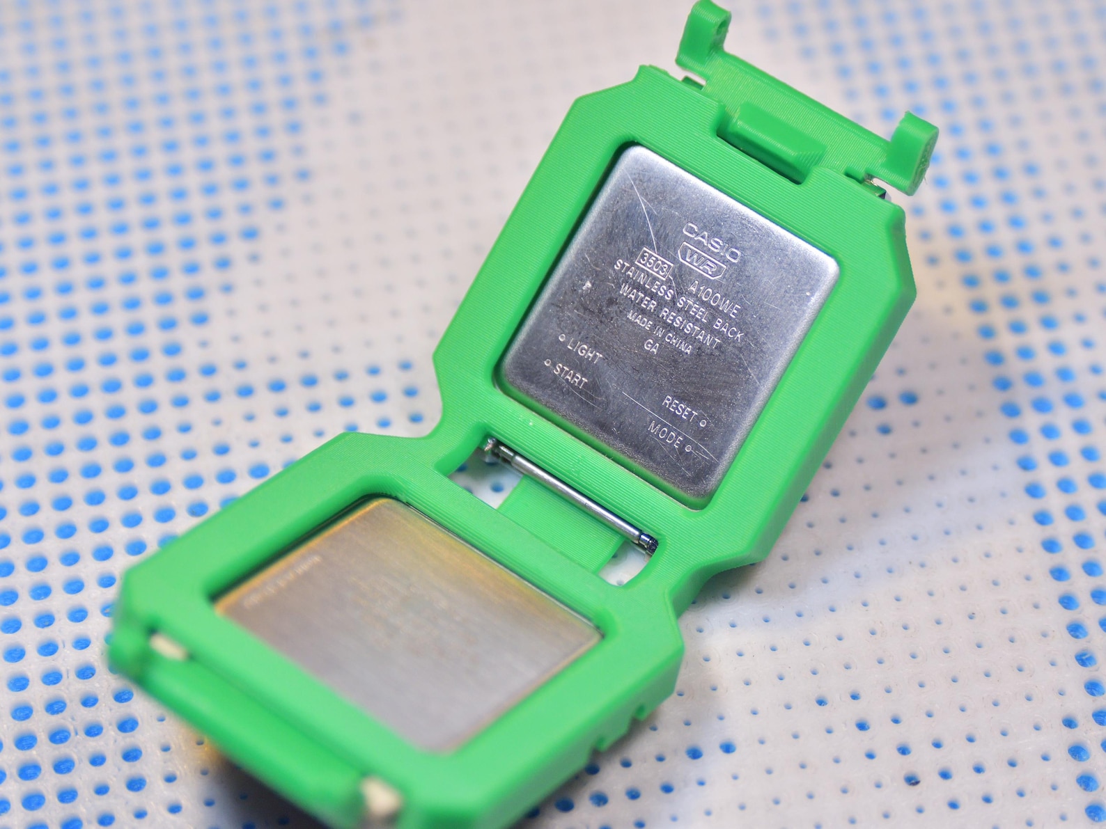 Casio A100 および CA53 用デュアルウォッチマウントキット、3D プリント、複数の色から選択可能。 - Etsy 日本
