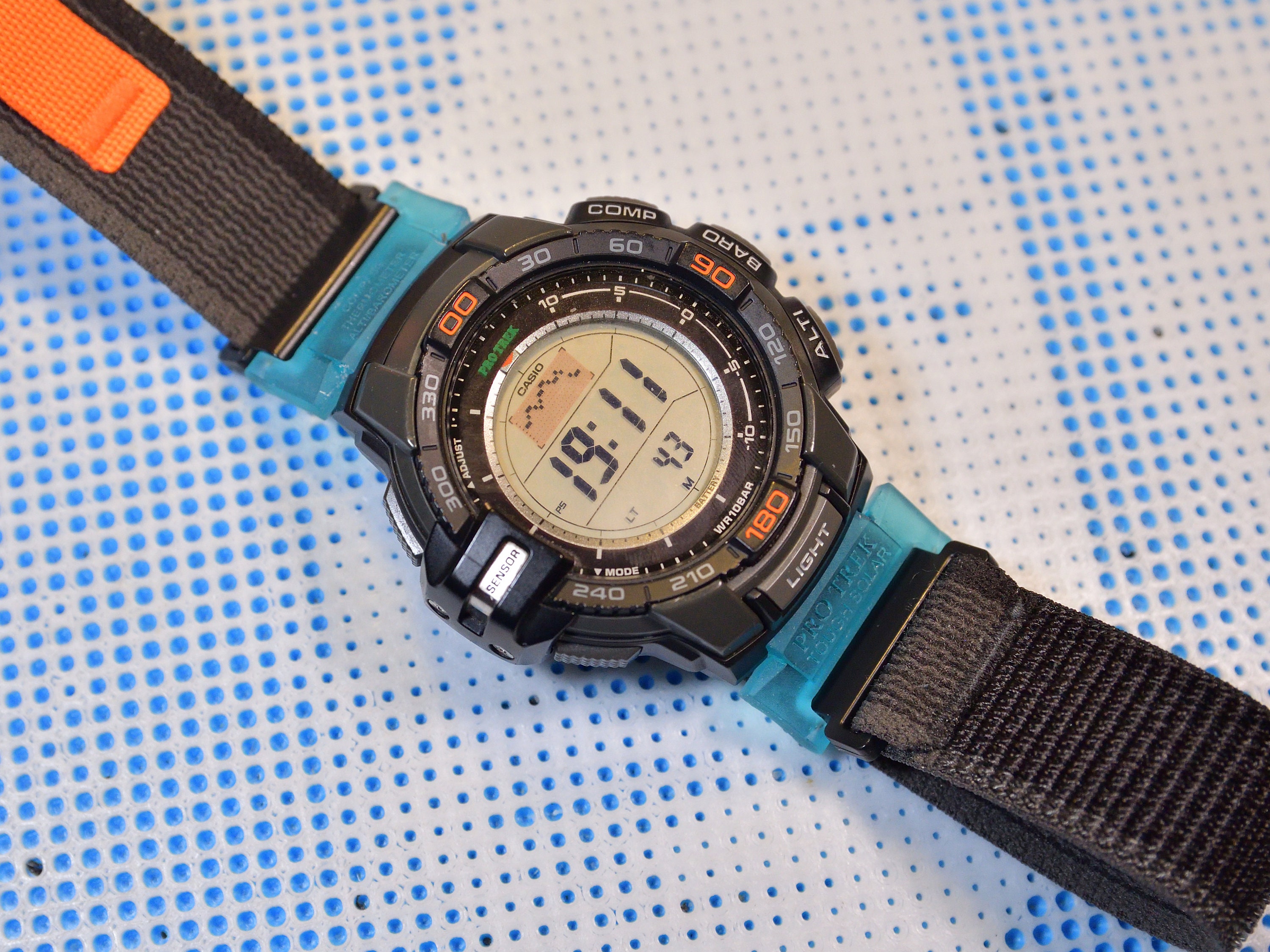 Casio pro trek strap hotsell