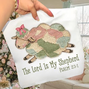 O Senhor é o meu pastor Salmo 23:1, Ovelha Páscoa PNG, Ovelha Camuflada Retrô PNG, Patchwork Xadrez CottageCore PNG, Patchwork Camuflado de Primavera PNG