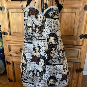 Chola apron