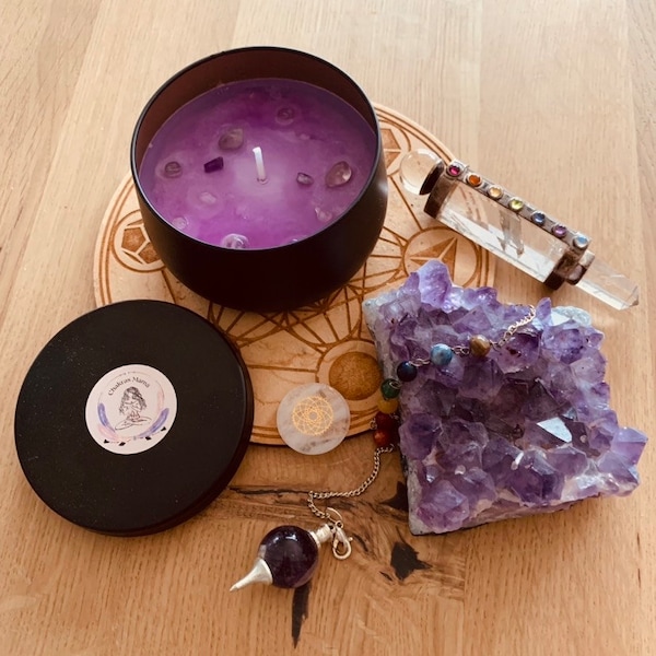 Bougie artisanale violette (chakra couronne)