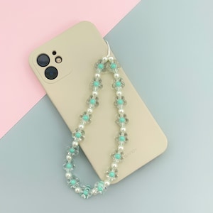 Light green flower beaded phone strap