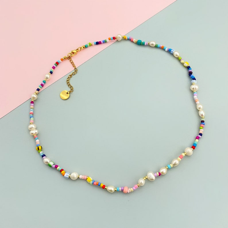 Random colorful seed bead and freshwater pearl beaded necklace image 3