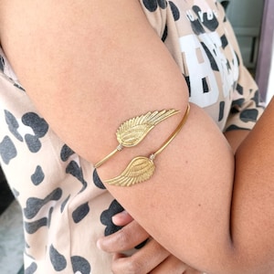 Gold Bangle, Wings Arm Bangle, Birds Feather Design Bangle, Upper Arm Cuff, Unique Jewelry, Statement Arm Band, Cuff Bangle, Birthday Gift