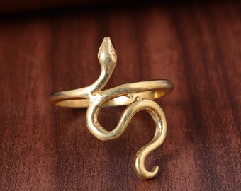 Gold Brass Snake Ring: Serpent Animal Band, Gothic Jewelry