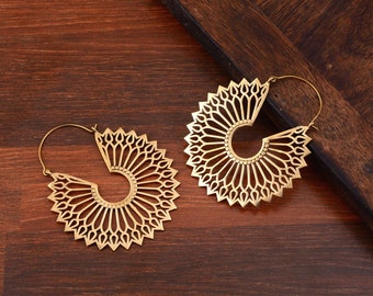 Große Messing Mandala Creolen: Boho Ethno Schmuck