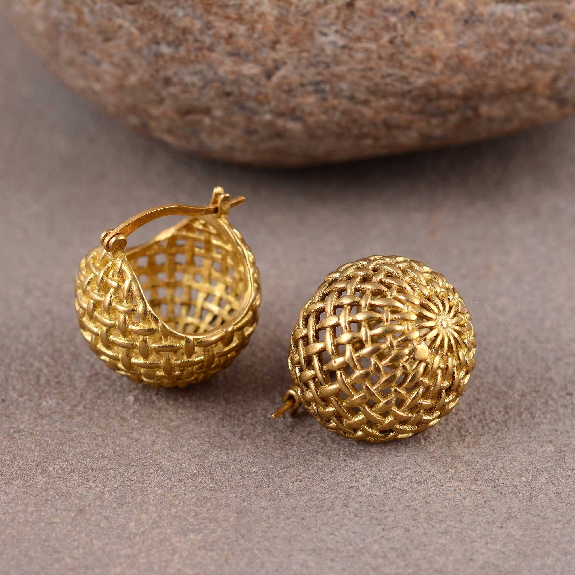 Elegant Small Size Jhumka Earrings Gold Polished Jewellery Designs J25126 |  Jhumka earrings, Jewelry design, Polish jewelry