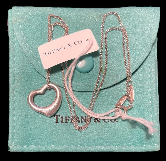 Open Heart Pendant Necklace Tiffany & Co Elsa Peretti