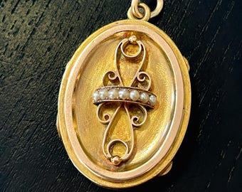 Fine Victorian Solid 14K and 22K Yellow Gold Seed Pearl Locket | Original Picture Frame & Glass | Oval Victorian Seed Pearl Antique Locket