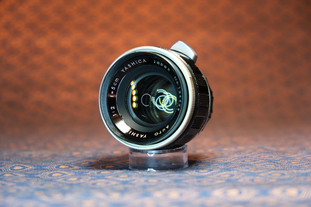 Yashica Auto Yashinon 5cm F/2 MINT Optics Tomioka