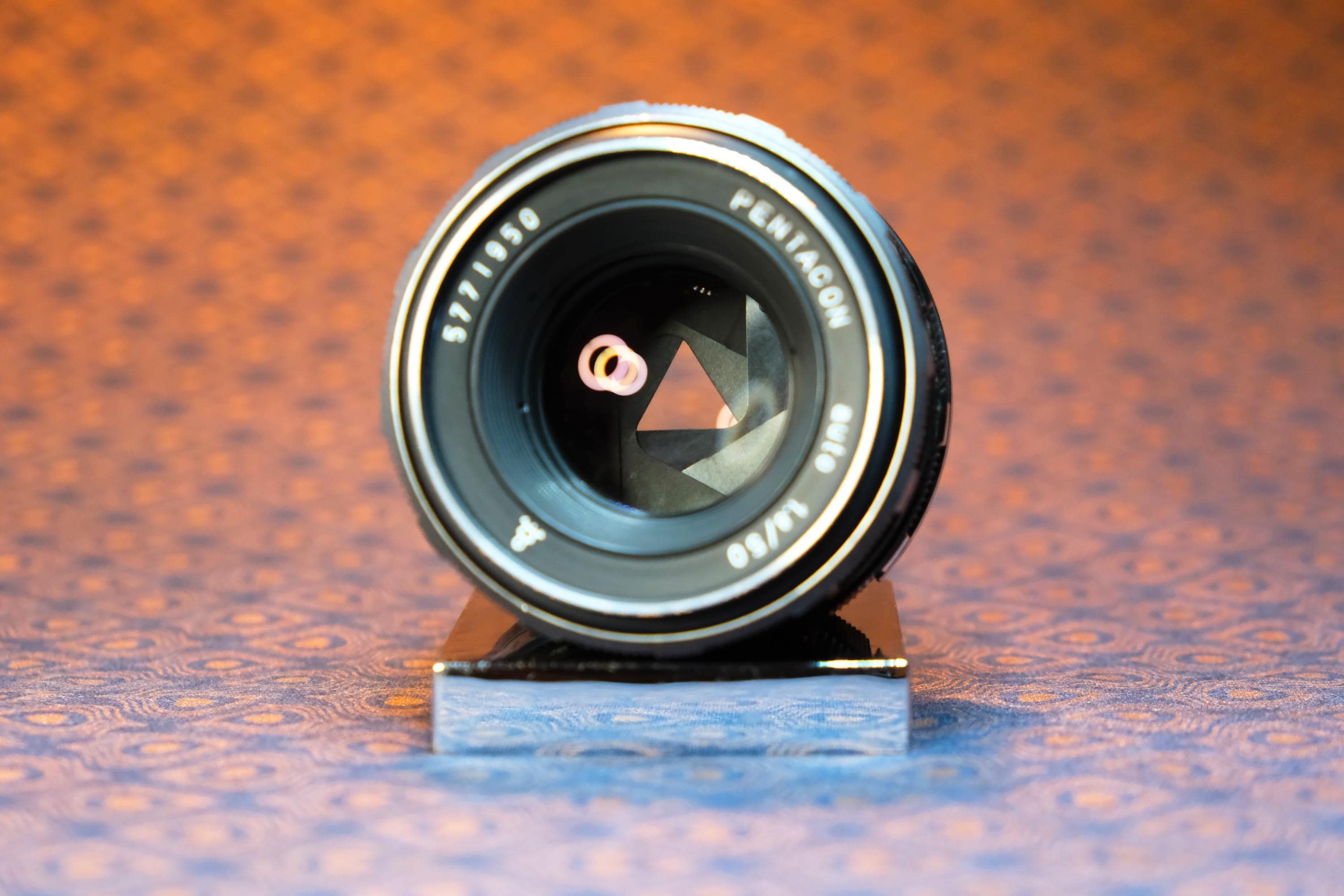 Objectif Pentacon 50mm F/1.8 MC – Pour Appareil Photo Praktica – Mise Au Point Manuelle – Excellent état