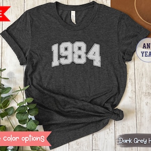 1984 40º aniversário camisa vintage 1984 camiseta 40º aniversário presente para homens 40º aniversário presente para mulheres carta do time do colégio 1984 camisa nascido em 1984