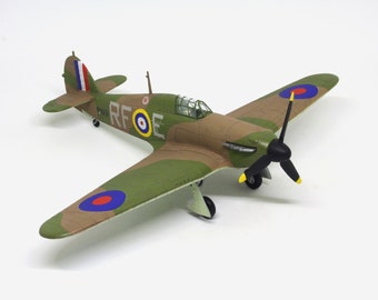 Construit un modèle d'avion Hawker Hurricane MK.I 1/48