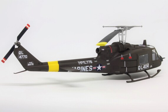 Easy Model Modellino Elicottero UH-1C US Army - Scala 1:48, Già Montato