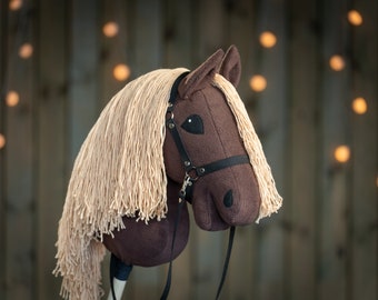 Hobby horse brown with halter and reins, A3 size