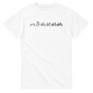 T-shirt unisex "Evoluzione della bicicletta" | Regalo divertente per ciclisti | Messaggio a tema ciclismo | Compleanno, Festa del papà | Abbigliamento da ciclismo
