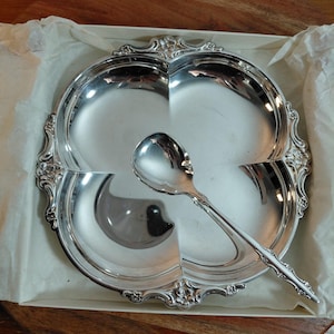 Vintage International DeepSilver Empress 2 Pc Relish Party Set w/ Box 1970s