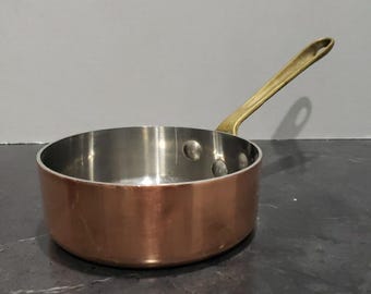 Cacerola vintage All-Clad Cop*R*Chef de 1 cuarto de galón y 6 pulgadas, de cobre, acero inoxidable y con mango de latón.