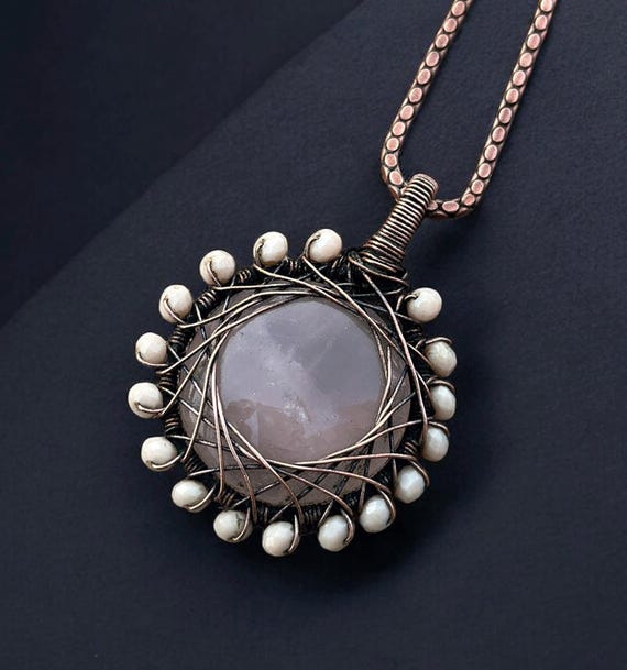 ローズクォーツペンダント：酸化銅線で包まれた宝石 - Etsy 日本