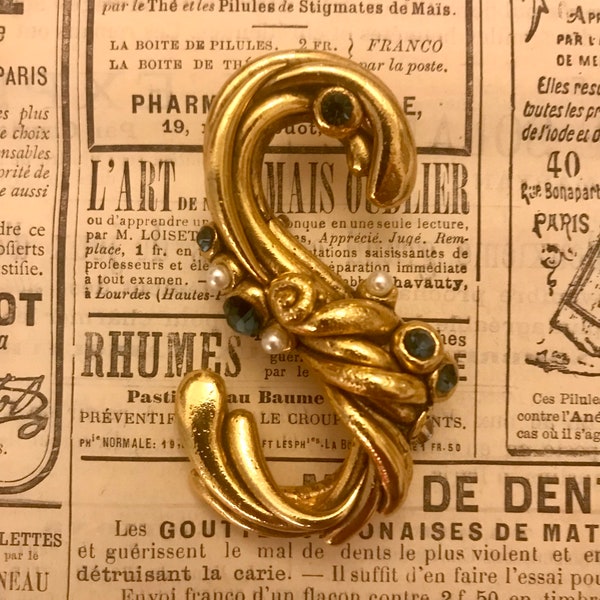 Costume Jewellery - Gene Ghis - Paris - Superb extravagant ‘S’ shaped brooch by Parisian Jewellery Designer Gene Ghis - Signed
