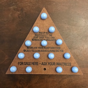 Old Game / Puzzle  - Complete with solution.