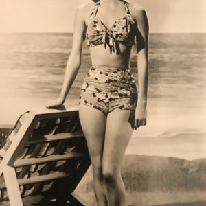 Ava Gardner - Carte postale glamour - Hollywood Glamour - Ava Gardner - Editions Paris International Photograph