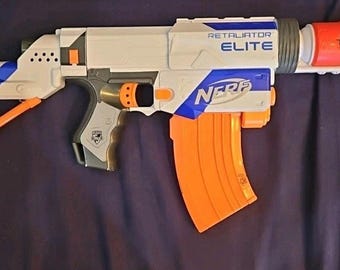 Nerf Retaliator Elite Blaster W/ Removable Stock And Suppressor + Magazine