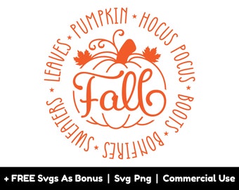 Könnte beinhalten: Orangene Grafik mit dem Wort "Fall" in Kürbisform, umgeben von Text wie "Leaves" und "Bonfires". Das Design befindet sich auf weißem Hintergrund und erinnert an Herbstthemen. Der Text unten lautet "+ FREE Svgs As Bonus | Svg Png | Commercial Use."