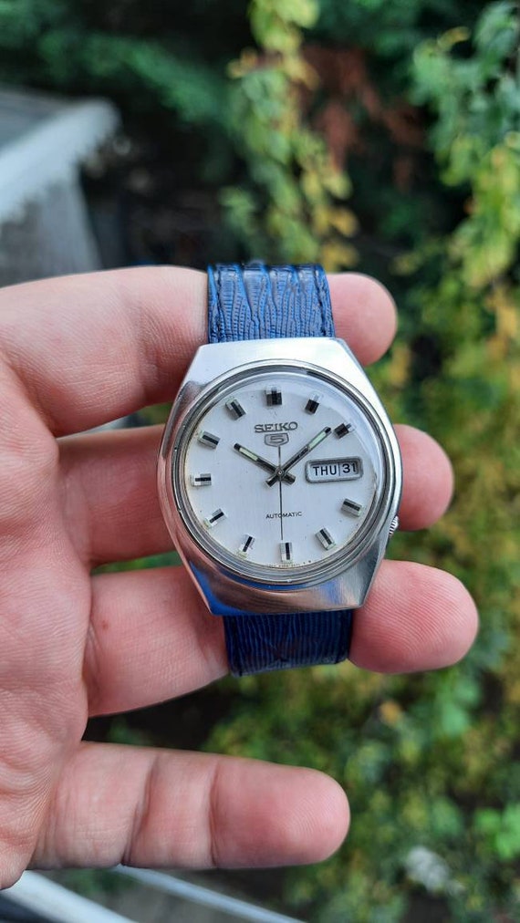 Seiko 5 White Dial Gem