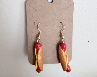 Pendientes colgantes de perritos calientes de un pie de largo