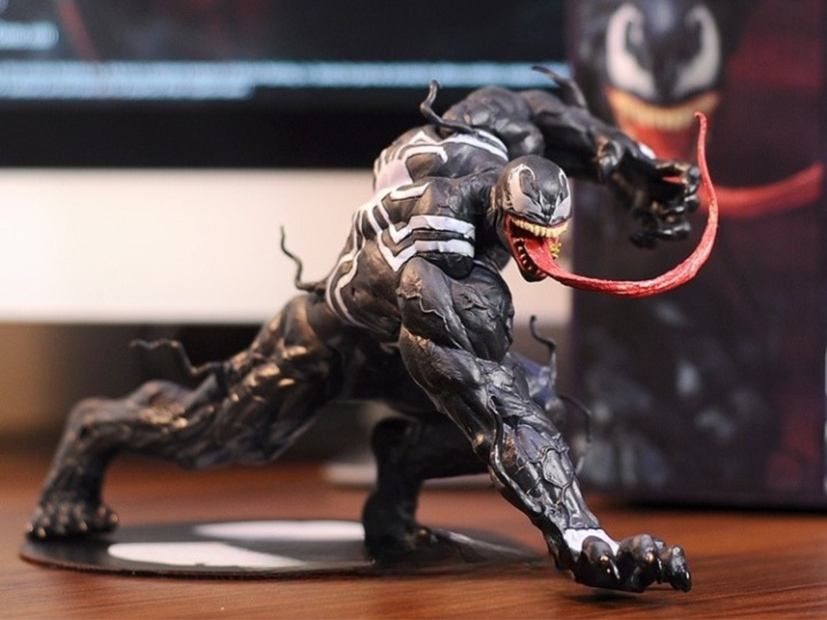 VENOM STATUE 1/8 MARVEL COLLECTORS GALLERY GENTLE GIANT 18 CM - Kingdom  Figurine