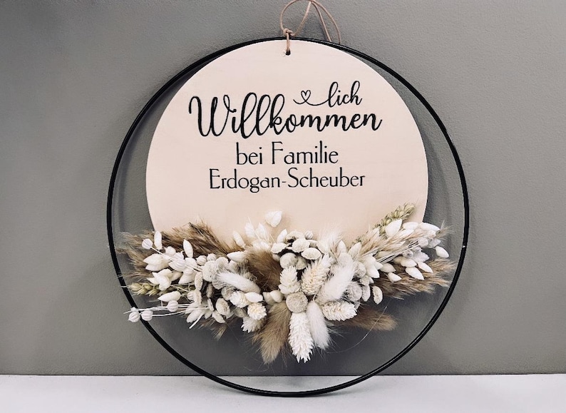 Türkranz mit Trockenblumen personalisierbar mehrere Varianten Deko Türschmuck Hochzeitsgeschenk Hochzeit Geburtstag Muttertag Bild 1