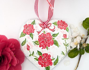 Hand-Painted Red Rose Slate Heart Ornament: Rose keepsake Gift