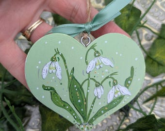 Hand-Painted Snowdrop Heart Ornament: Spring flower decoration