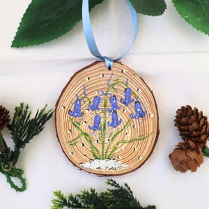 Bluebell hand-painted decoration, Bluebell personalised ornament, Mum Friend Nana bluebell gift, bluebell present, Bluebell keepsake