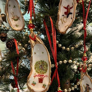 Decoupaged Oyster Shell Christmas Ornaments: 12 Days of Christmas Coastal Decor