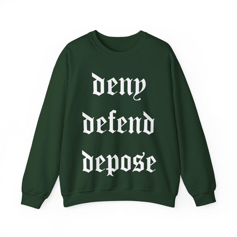 Deny Defend Depose Unisex Crewneck-tröja | UHO Healthcare, Aktivisttröja, Vänsterkläder, Progressiv Topp, Politiska Kläder bild 6
