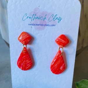 Korallen Ohrstecker und Tropfen Ohrringe | Tropfen Anhänger | Handarbeit | Polymer Clay | Vergoldet