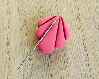 Magnetic Needle Minder | Pink Feather Fan | Polymer Clay | For Needlecraft including Cross Stitch and Embroidery | Handmade