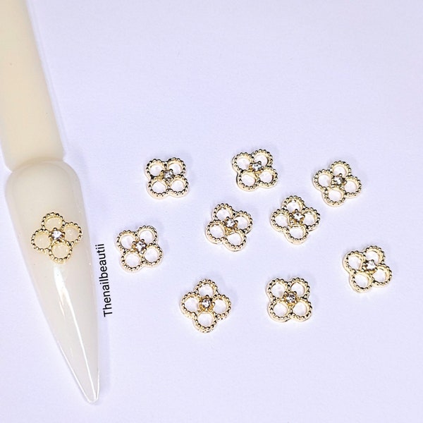 Gold Luxury Clover Nail Charms 10 pcs