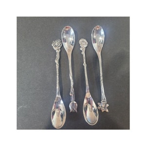 Holland Silver Floral Kingdom Demitasse Spoons - Set of 5 VTG