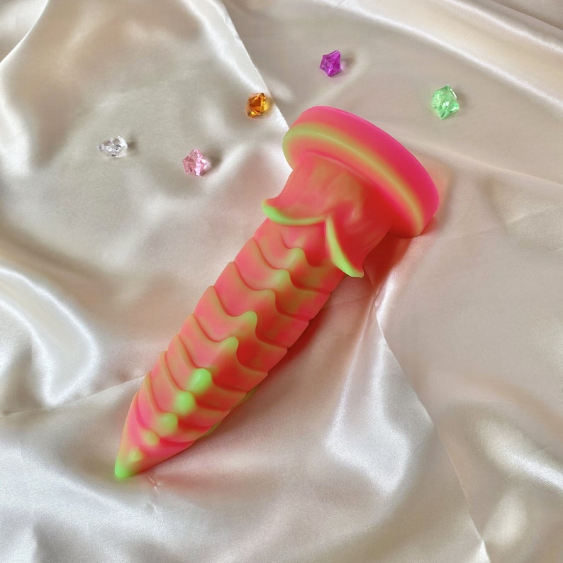 Silicone Suction Cup Dildo Huge Dildo Fantasy Dragon Dildo Sex Toy Monster Fantasy Dildo Adult