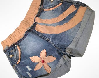Upcycled Denim Shorts, elastische Taille Sommermode