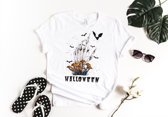 Skeleton Halloween Shirt, Pumpkin Halloween T shirt, Pumpkin Shirt, Fall Spooky Season T-shirt, Fall Unisex Shirts, Halloween Costume Shirt
